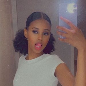 Meet your Posher, Oumal